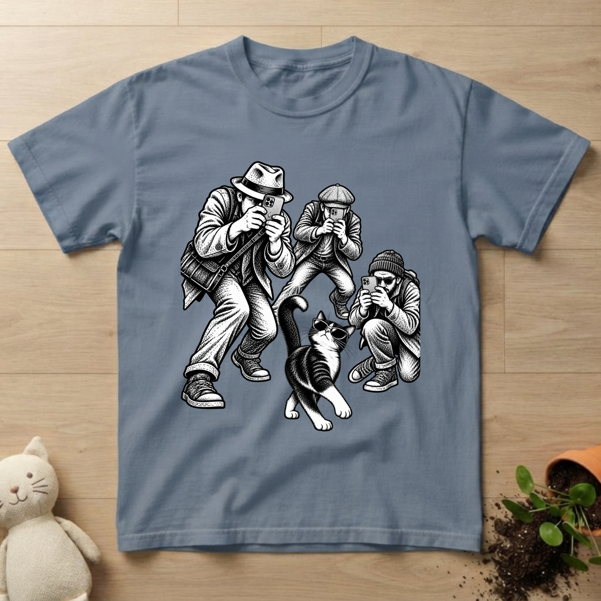 Papparazzi Cat T-shirt