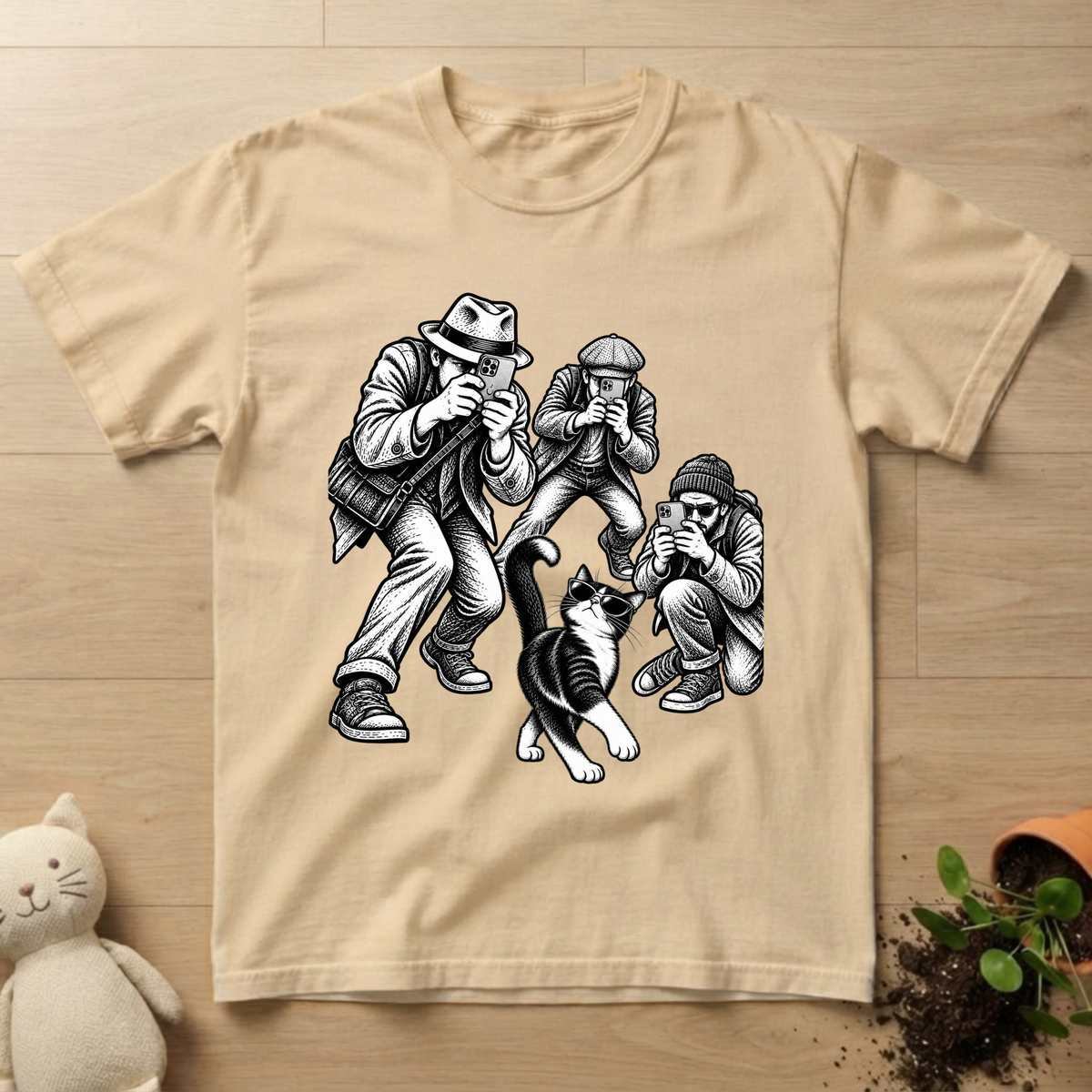 Papparazzi Cat T-shirt