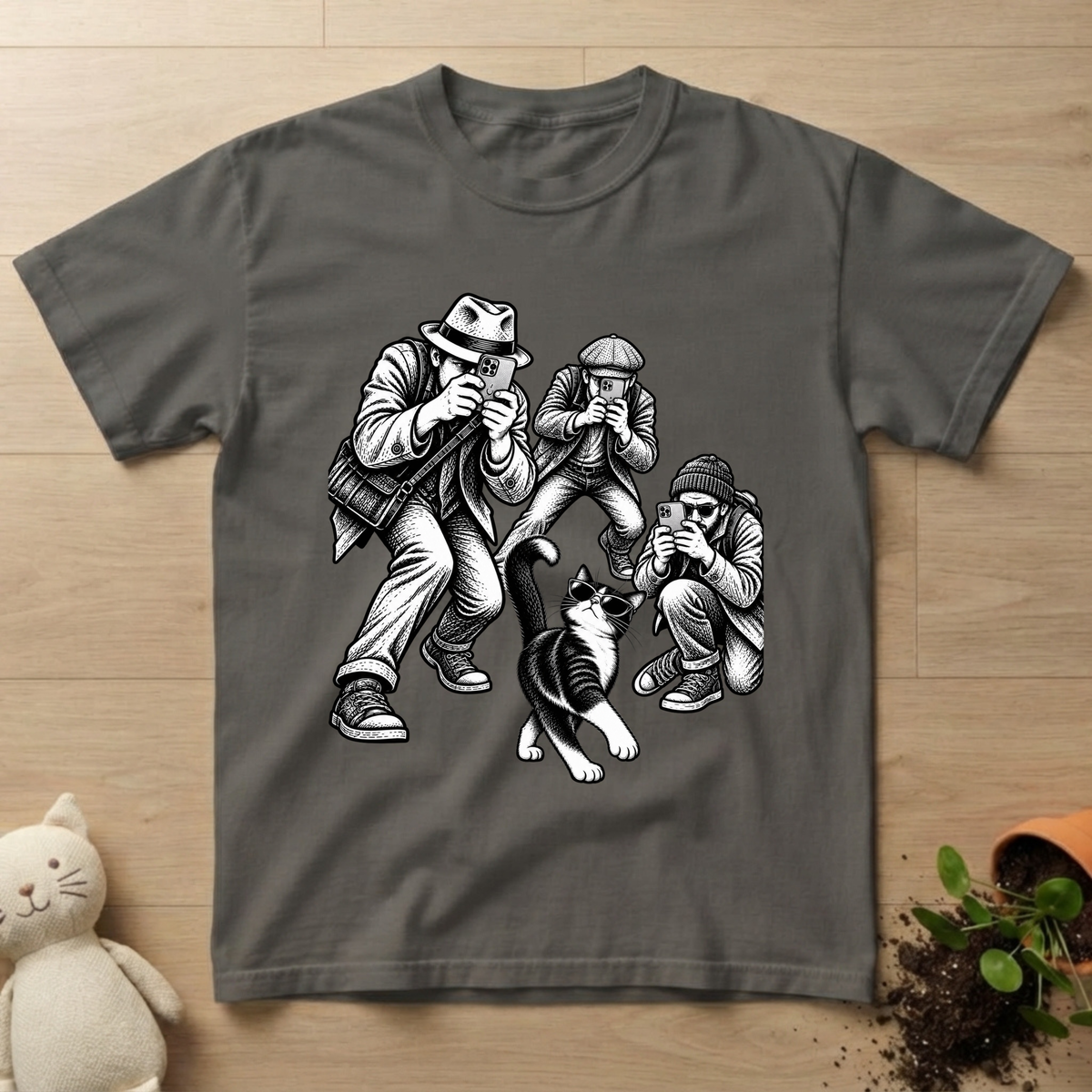 Papparazzi Cat T-shirt